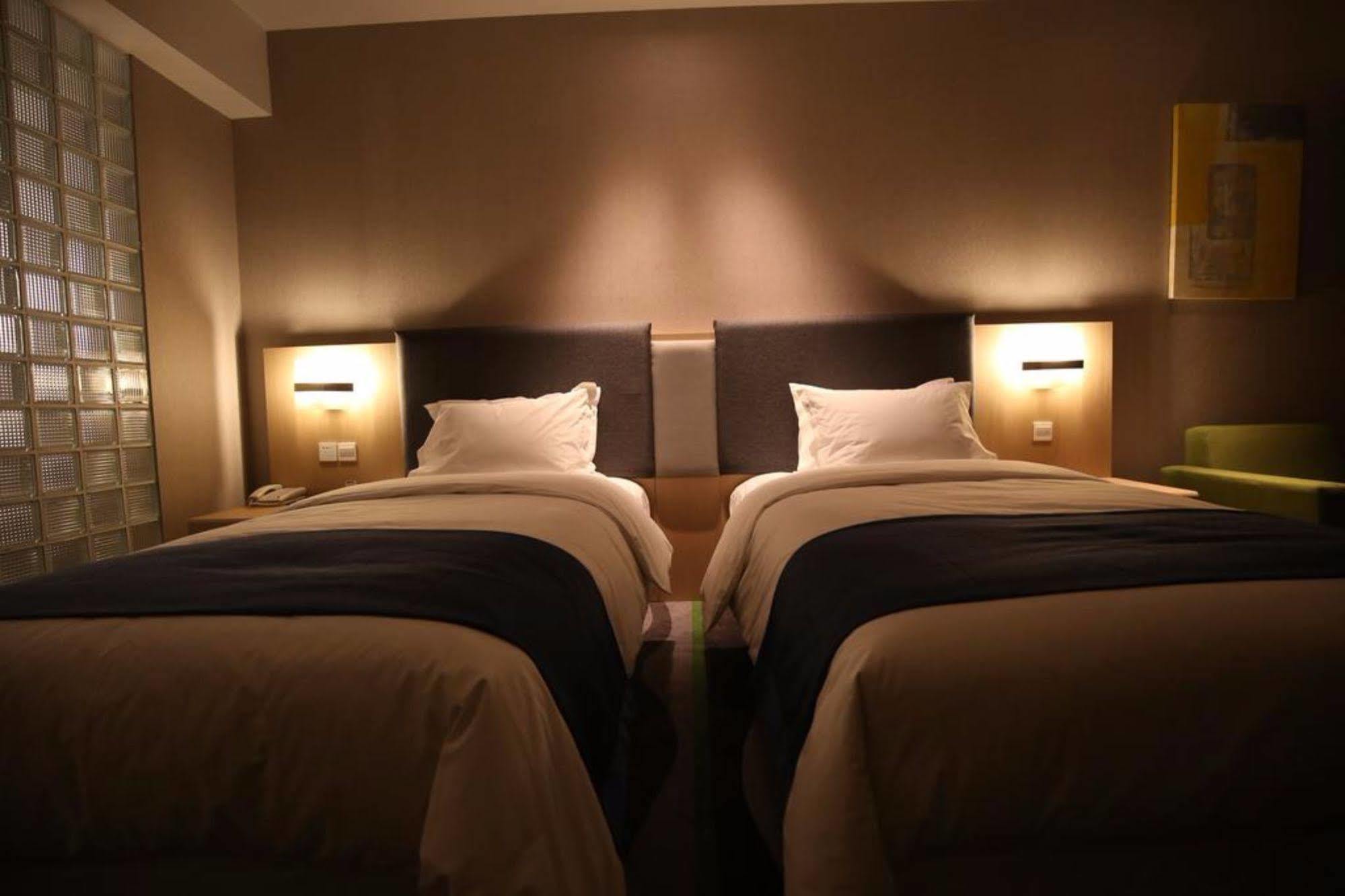 Holiday Inn Express Jinan High-Tech Zone By Ihg Ngoại thất bức ảnh